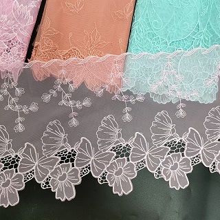 Nakışlı mesh krujeva kəsmək